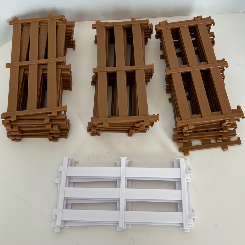 Breyer Horse Corral Fence Panels 30 Brown 4 White Toy Accessories Plastic